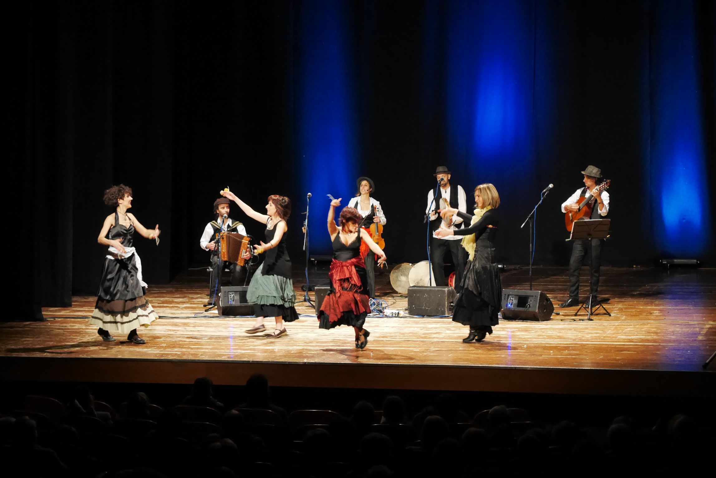 28.07.18 - Le tre meno un quarto "Un pizzico di taranta" - Teatro Marconi • Roma